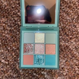 Huda Beauty Pastels Mint